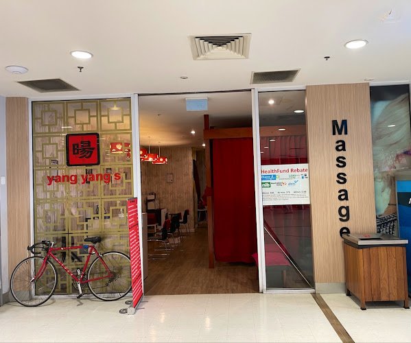 Yang Yangs Massage