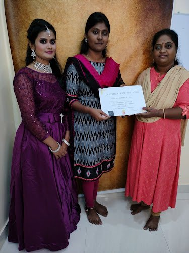 Yukasthy beauty plus