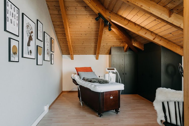 ICONISH by Frieda Hodel