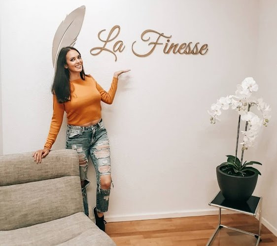 LaFinesse | Med. Kosmetikstudio Bern